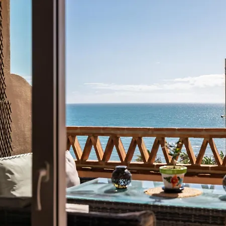 Apartamento La Joya Seafront By Alfresco El Faro